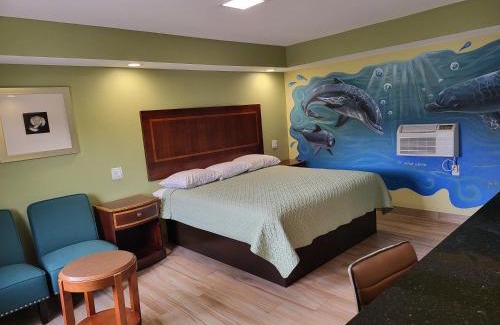 Riviera Beach Hotel | Travel Inn of Riviera Beach