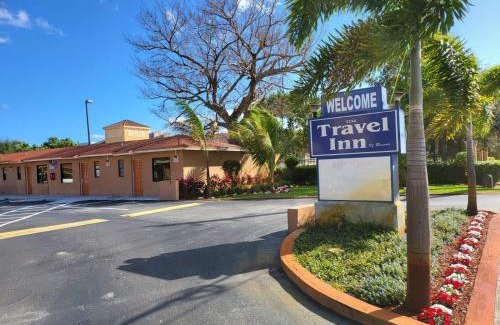 Riviera Beach Hotel | Travel Inn of Riviera Beach