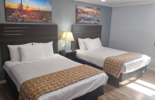 Flagstaff Hotel | Travelers Inn