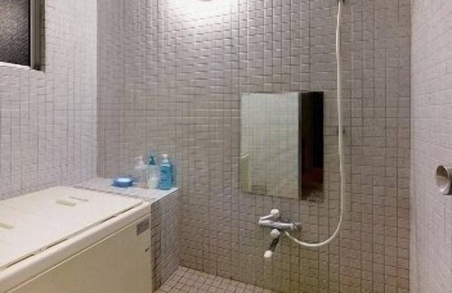 Uji Casa | Travelersdou Kirinya