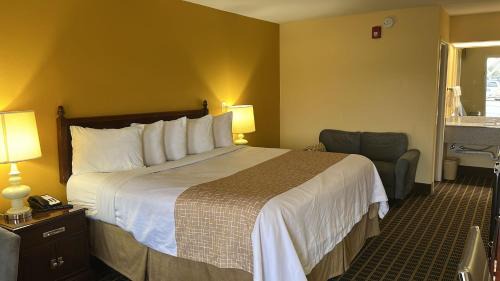 Unadilla Hotel | Travelinn