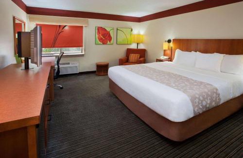 Columbus Hotel | Travelodge by Wyndham Columbus State University