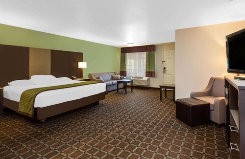 Altaville Hotel | Travelodge by Wyndham Angels Camp CA