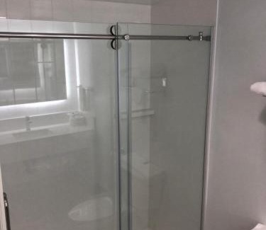 Walnut Valley Hotel | Travelodge Inn & Suites by Wyndham West Covina