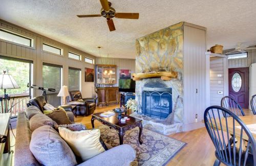 Sky Valley Casa | Tree-Top Cabin with Game Room and Mountain Views!