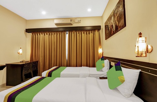 Domlur Hotel | Treebo Blueberry Inn