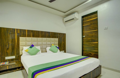 Chandivali Hotel | Treebo Elvis Inn, Chandivali