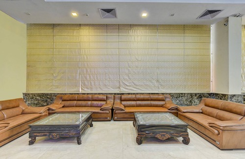 Dehradun Hotel | Treebo Elysee, Patel Nagar