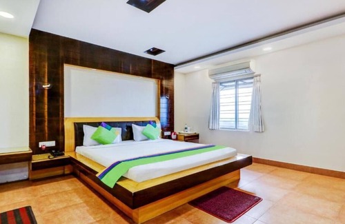 Salt Lake Casa | Treebo Sreema