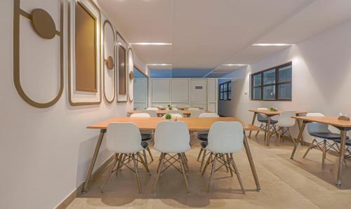 Electronics City Hotel | Treebo YC Grand Boutique, Electronic City