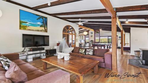 Port Willunga Casa | Treehaven by Wine Coast Holiday Rentals