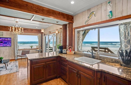 St. Augustine Condominio | Treehouse Artist Haven Direct Oceanfront 2br