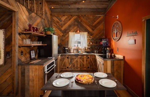 West Newton Cabina | Treehouse Hot tub custom