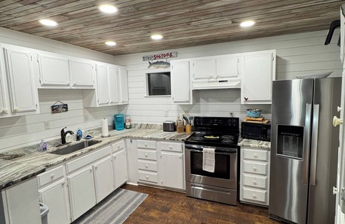 Graford Casa | Treehouse on PK Boat Dock Close to Rocker B