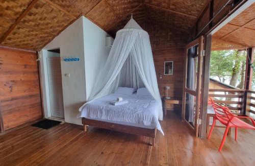 Iboih Casa | Treetop Guesthouse and Bungalows