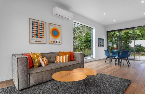 Ohope Casa | Treetop Hideaway - Ohope Holiday home