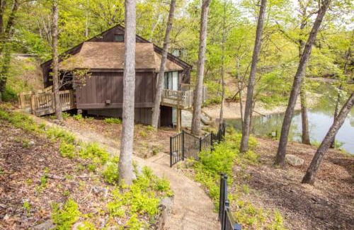 Village of Four Seasons Villa | Treetop Village76-3bed3bathlakefrontlakeviewp