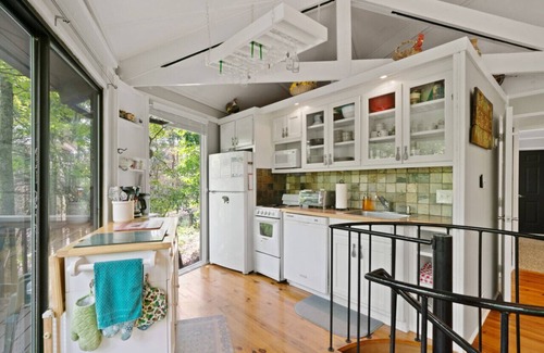 Big Canoe Cabina | Treetopper Knoll Chalet in Big Canoe