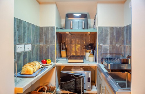 Llanfairfechan Casa | Trem Y Fam - Una Habitación Casa, Capacidad 2