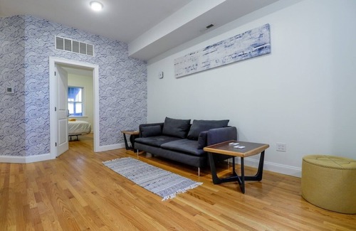 Highland Park Apartamento | Trendy Room in a Co-living Apt near Harvard