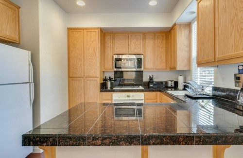 Communications Hill Casa | Trendy San Jose 3BR w/ Balcony & A/C, nr Trampoline Park, by Blueground