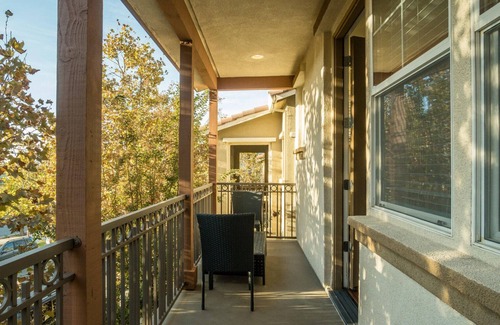 Communications Hill Casa | Trendy San Jose 3BR w/ Balcony & A/C, nr Trampoline Park, by Blueground