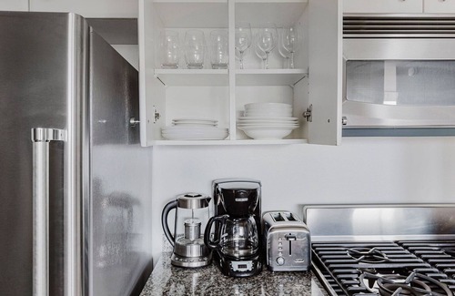 Union Square Apartamento | Trendy Union Sq Studio w/ Doorman + Gym, near NYU by Blueground