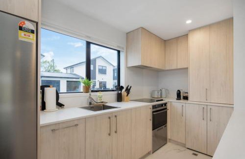 Trentham Casa | Trentham Stylish 2-BR Retreat