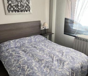 Las Navas Del Marques Apartamento | Tres Cruces Apartment
