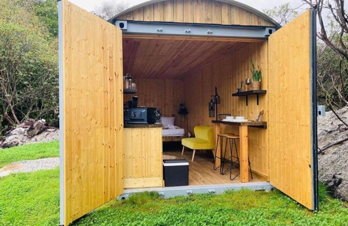 St Austell Otro | Trethowels Hidden Huts