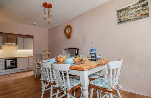Saint Ann's Chapel Casa | TREVALBA COTTAGE, pet friendly, luxury holiday cottage in Gunnislake