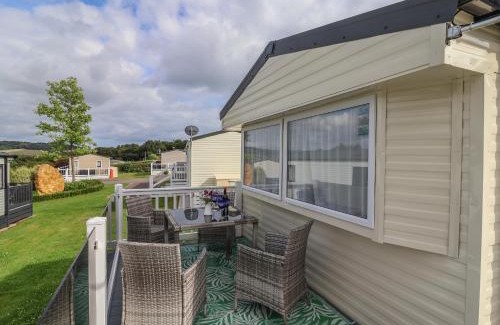 Bridport Casa | Tri-Star House