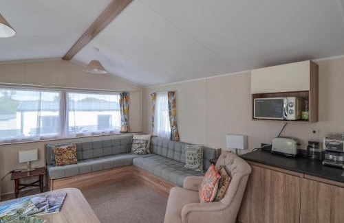 Bridport Casa | Tri-Star House