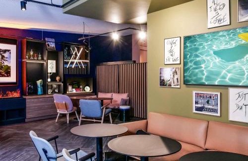 Batignolles Hotel | TRIBE Paris Batignolles