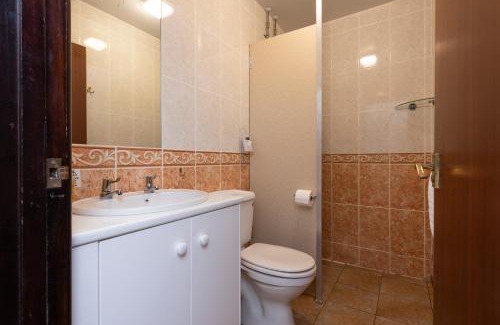 Redruth Hotel | Tricky's at The Tolgus Inn, Redruth - Free WiFi - Free Parking