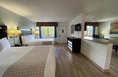 Southpoint Hotel | Tricove Inn & Suites