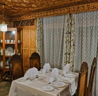 Brein Apartamento | Trinity Palace