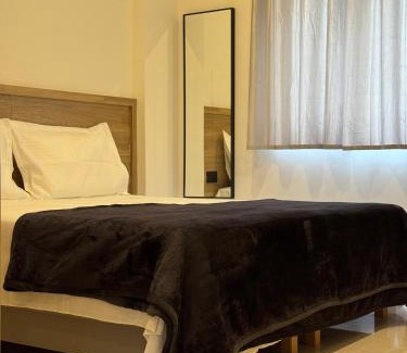 Madhapur Apartamento | Trip Shelters Hitech City