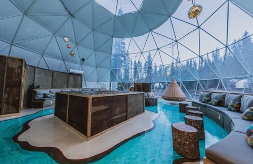 West Glacier Complejo | Triple G’s Resort - Sky Dome 3