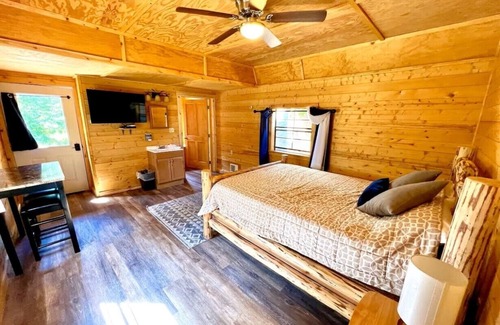 West Glacier Complejo | Triple G’s Resort - Cabin 11