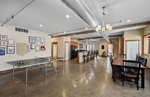 Historic East Village Condominio | Triple Kings | Private Rooftop | Private Garage