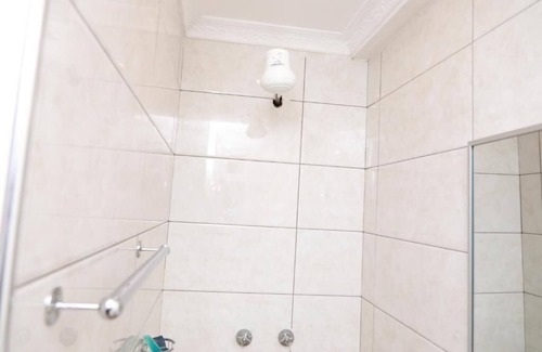 Nkubu Hotel | TRIPLINQ HOTEL & RESORT
