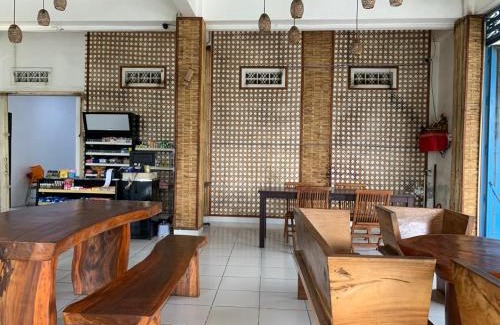 Tabanan Hotel | Trisula Room, Pool and Warung