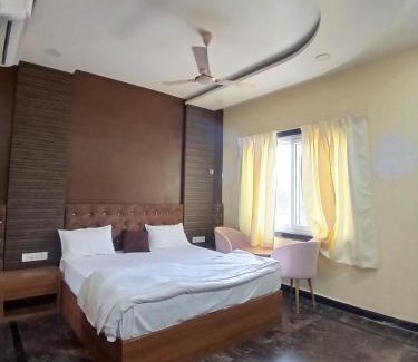 Barsana Hotel | Triveni Hotel And Restaurant