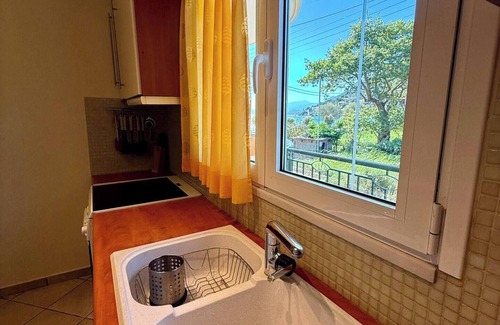 Dorida Apartamento | Trizonia View Beach House – Glyfada Village by MPS