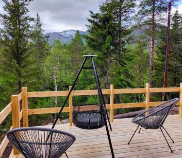 Stranda Casa | Tronstadbu- 1800s Cabin near Geirangerfjord & Slogen Hike