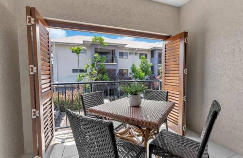 Cairns Apartamento | Tropic Nest - A Relaxed Resort Escape for Couples