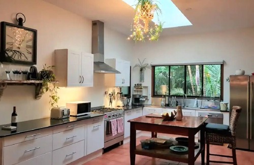 South Golden Beach Casa | Tropical 2 bedroom home with private pool