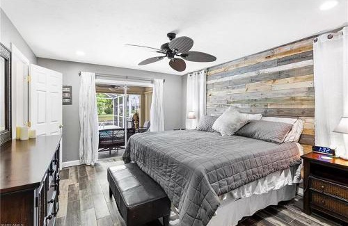 Cape Coral Casa | Tropical Breeze Canal Waterfront Home, Heated Pool