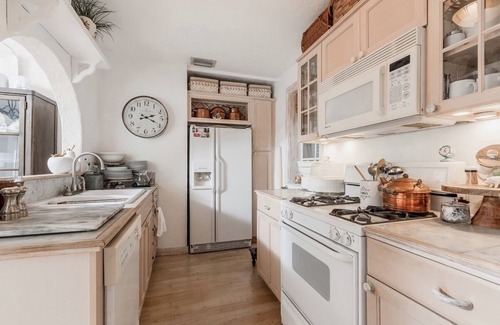 Southside Casa | Tropical Designer House in the Heart of Antique Row WPB 5 min to the beach